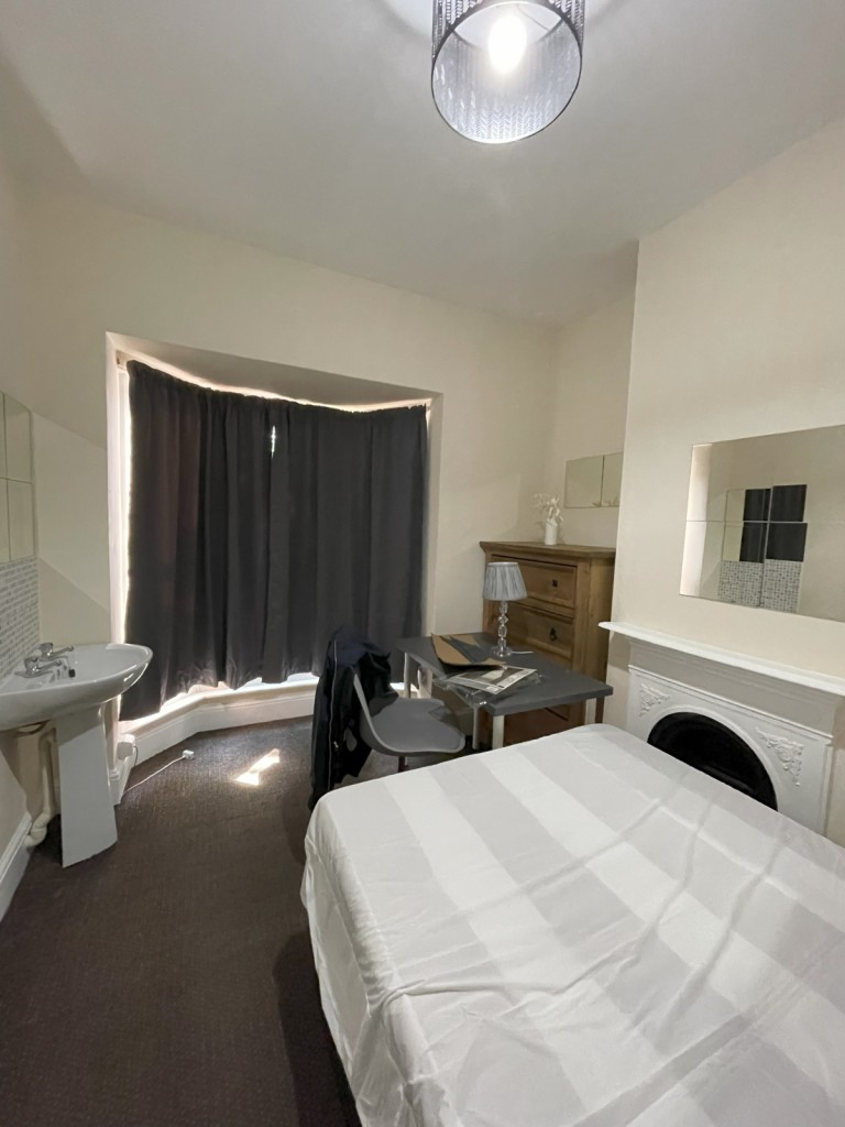 Images for Victoria Promenade, Northampton, NN1 EAID:Keyhomes BID:Keyhomes