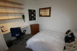 Images for Kingsland Avenue,  NN2