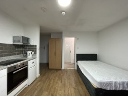 Images for Queens Park Parade, NN2